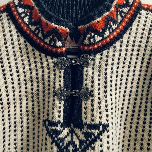 Vintage 90s Dale of Norway Wool sweater S Norwegian Men's Nordic sweater - Picture 8 of 9